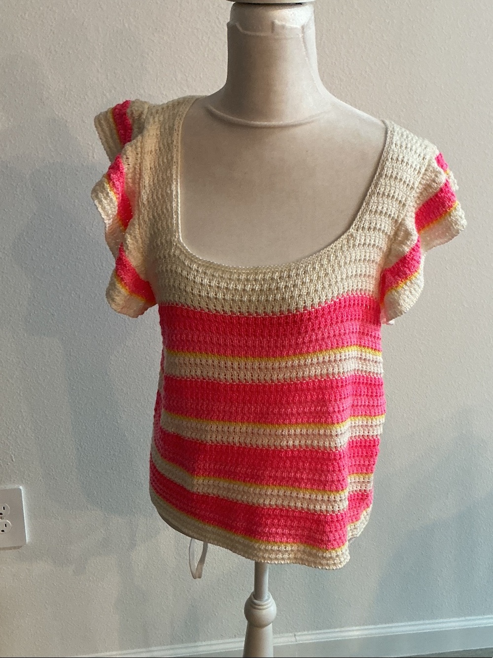 Lilly Pulitzer Cordetta Pink, Cream & Yellow Crochet Stripe Scoop Neck Top Sz M